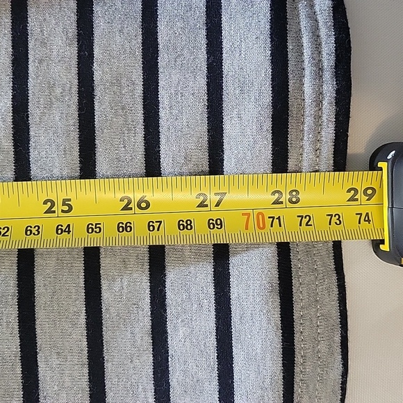 Divided Women's Sweatshirt Size XS - Picture 7 of 7